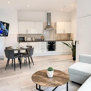 1-bedroom In Shoreditch, Old Street, Hoxton Apartment