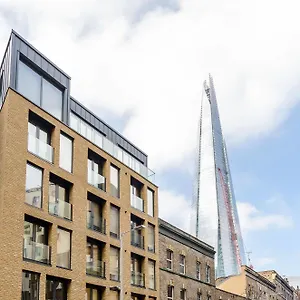 Tooley Street By Viridian Londra